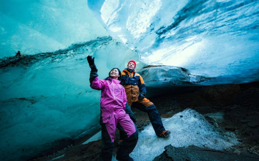 Ab Geysir: Schneemobiltour & Eishöhle auf dem Langjökull Gletscher